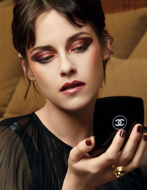 kristen stewart 2023 chanel|kristen stewart makeup.